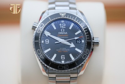 Omega Planet Ocean 600m size 40mm 215.30.40.20.01.001